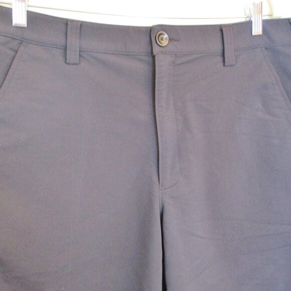 Under Armour Men's Bermuda Shorts, Navy Blue, Flat Front, Size 36 x 11 - Picture 2 of 10